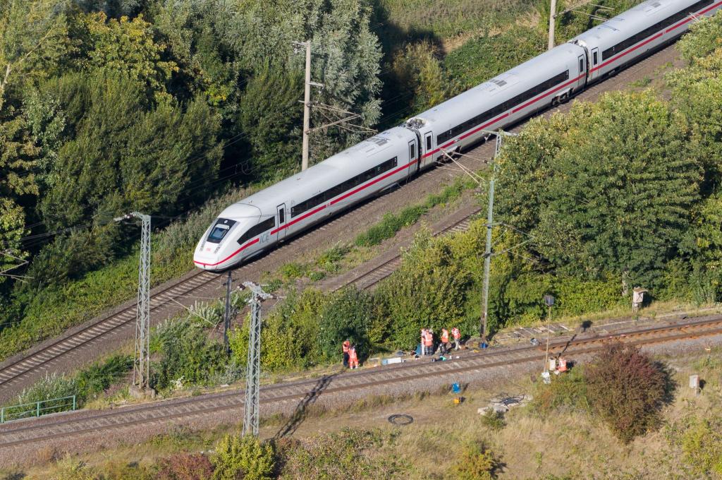 Mittlerweile läuft der Bahnverkehr zwischen Hannover und Berlin fast wieder wie gewohnt. - Foto: Julian Stratenschulte/dpa