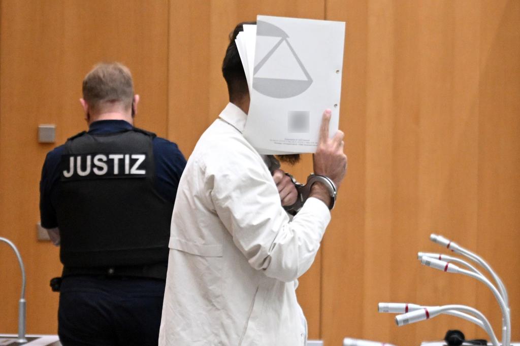 Das Gericht stellte die besondere Schwere der Schuld fest. - Foto: Marijan Murat/dpa