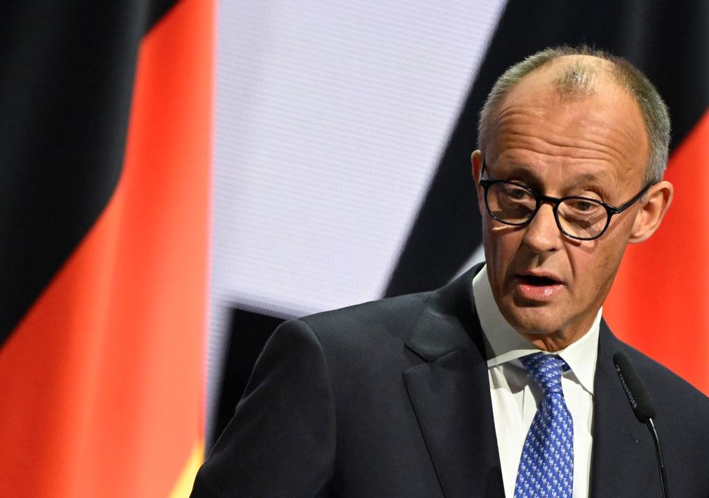 Bundeskanzler Merz wendet sich zum Tag der Einheit in einer sehr grundsätzlichen Rede an die Deutschen. - Foto: Jean-Christophe Verhaegen/POOL AFP/dpa