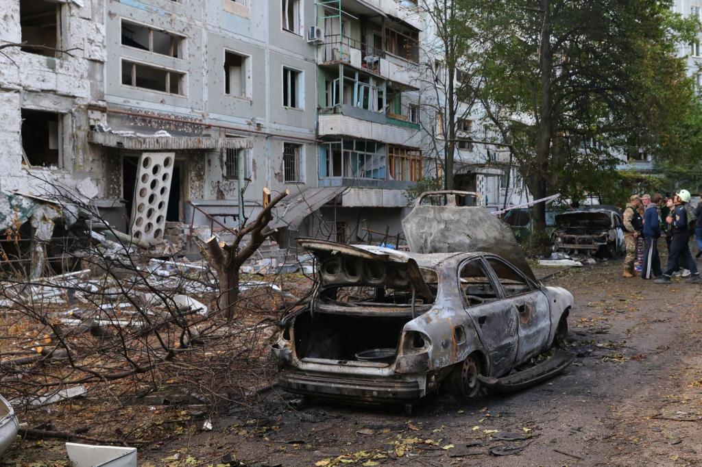 Immer wieder ist die Stadt Saporischschja Ziel russischer Angriffe. - Foto: Kateryna Klochko/AP/dpa