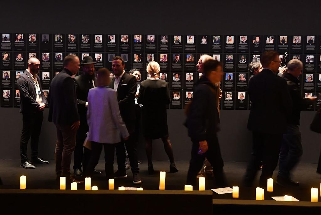 Weimer will die Ausstellung zur Attacke auf das Nova Music Festival besuchen. - Foto: Paul Zinken/dpa