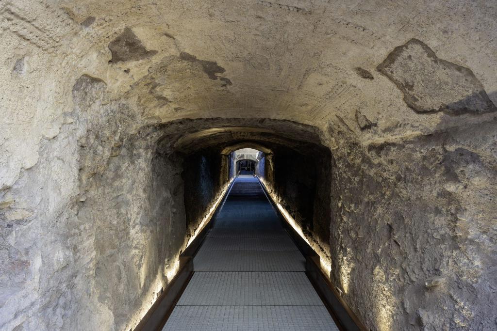 Der Gang wurde im 19. Jahrhundert entdeckt und ausgegraben. - Foto: Simona Murrone/Parco Archeologico del Colosseo/dpa