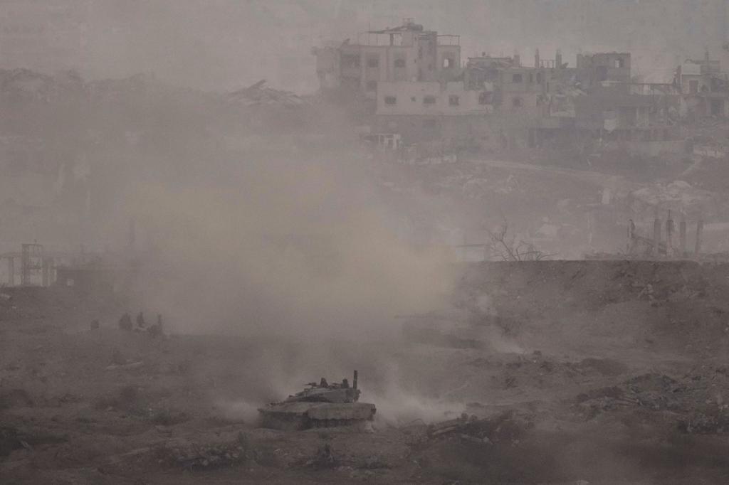 Die genauen Punkte für den möglichen Teilabzug Israels in Gaza bleiben umstritten. (Archivbild) - Foto: Leo Correa/AP/dpa