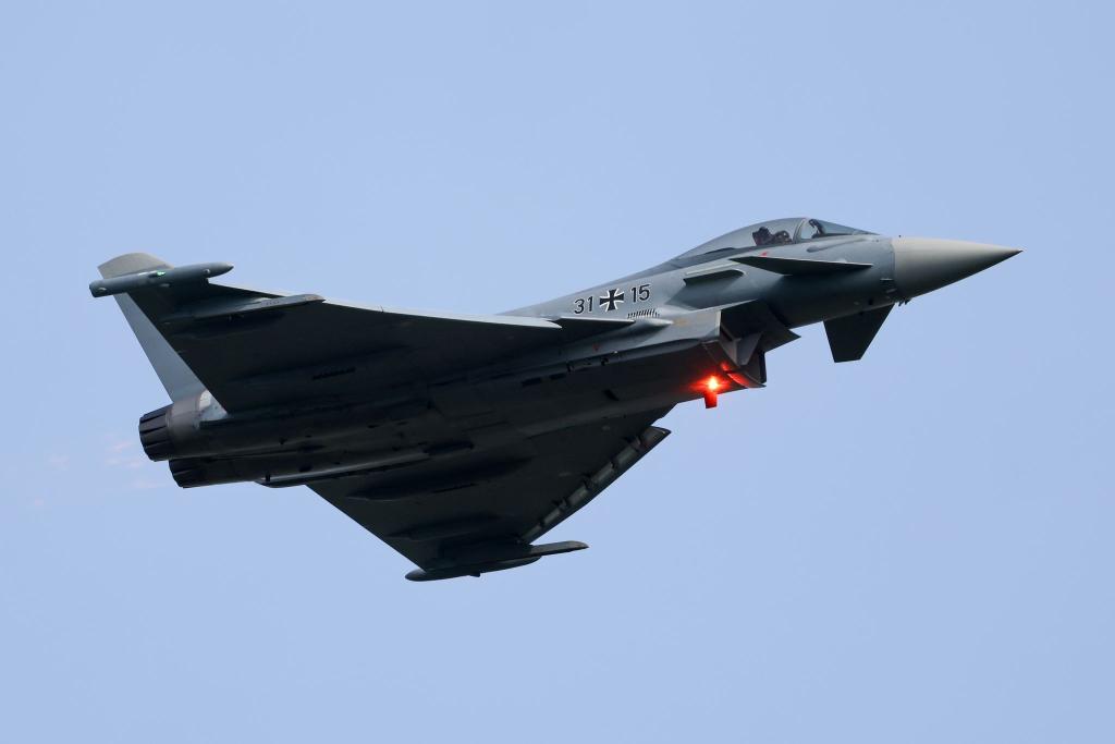 Grünes Licht für 20 neue Kampfjets im Wert von 3,75 Milliarden Euro. (Archivbild) - Foto: Christoph Reichwein/dpa