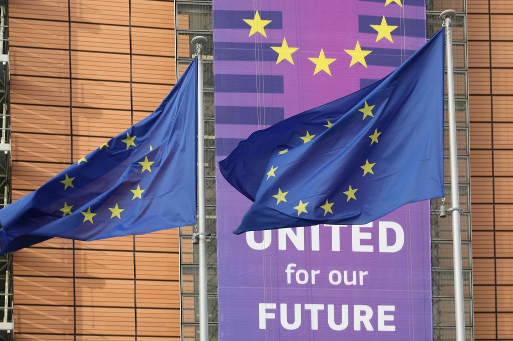 Die Europäische Kommission hat bisher 19 Standorte für große KI-Fabriken ausgewählt. (Archivbild) - Foto: Meng Dingbo/XinHua/dpa