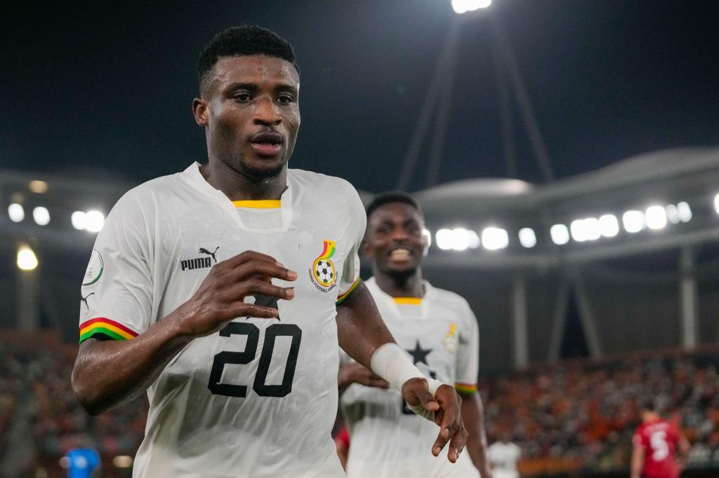 Tottenham-Star Mohammed Kudus hat mit Ghana den Sprung zur WM geschafft. (Archivbild) - Foto: Themba Hadebe/AP/dpa