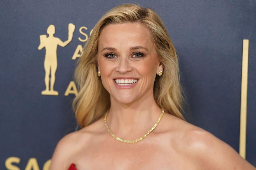 Oscar-Preisträgerin Reese Witherspoon wollte eigenen Angaben zufolge als Kind lange Zeit wie ihre Eltern später einmal im medizinischen Bereich arbeiten. (Archivbild) - Foto: Jordan Strauss/Invision via AP/dpa