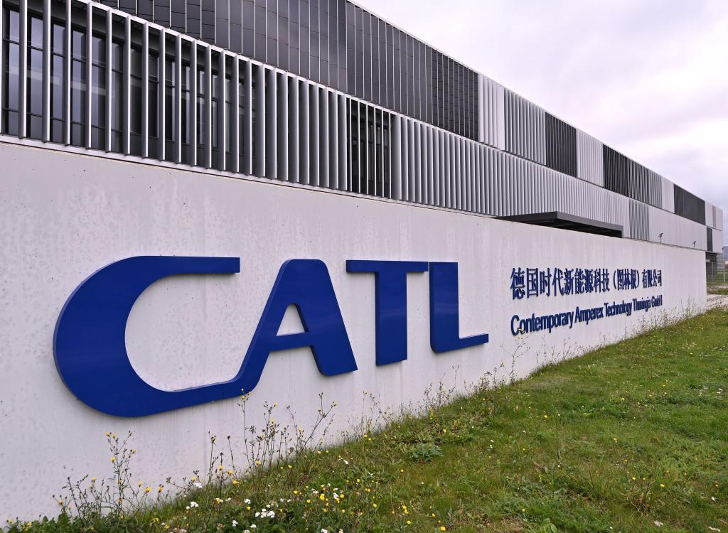 Der Batteriehersteller CATL erweitert sein Testzentrum bei Arnstadt. - Foto: Martin Schutt/dpa
