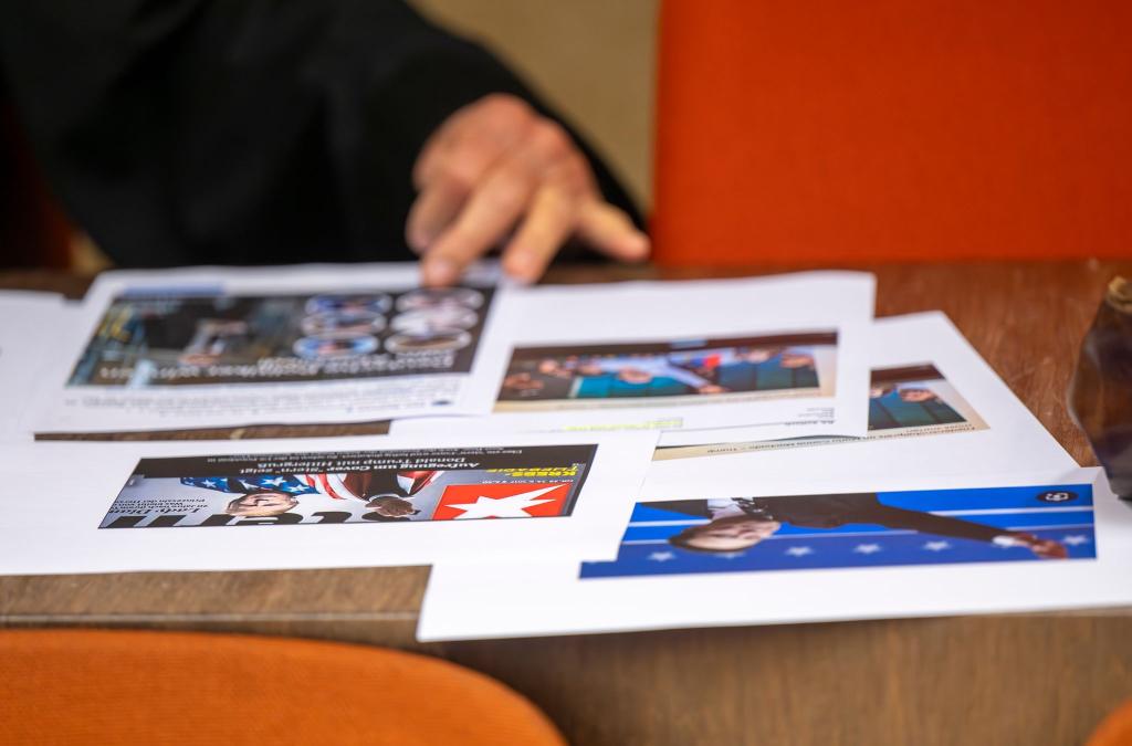 Bystrons Verteidiger versuchte in dessen Abwesenheit, die Vorwürfe vor Gericht mit Hilfe anderer Abbildungen zu relativieren. - Foto: Peter Kneffel/dpa