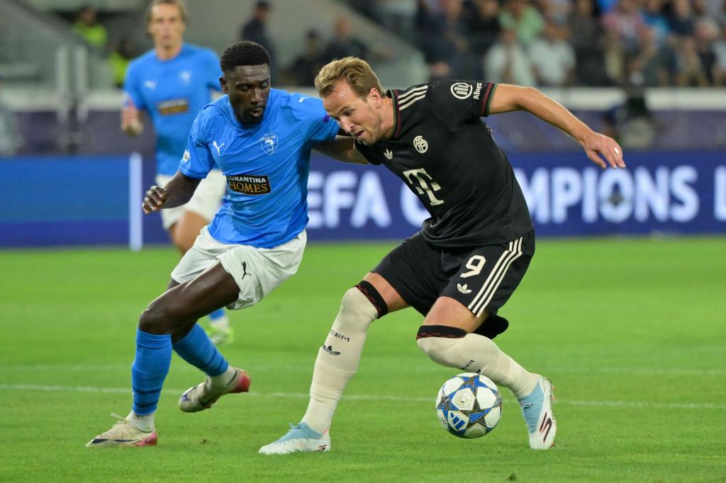 Bayern-Torjäger Harry Kane (r.) - hier in der Champions League auf Zypern - ist in einer Ausnahme-Form. - Foto: Peter Kneffel/dpa