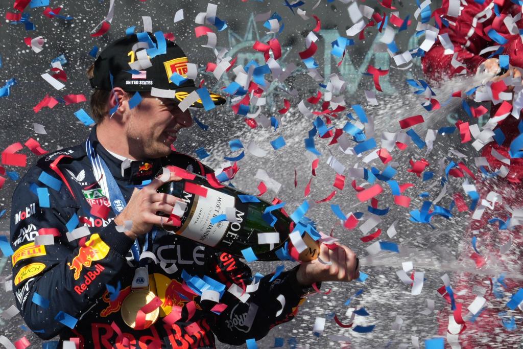 Derzeit fast unschlagbar: Max Verstappen. - Foto: Eric Gay/AP/dpa