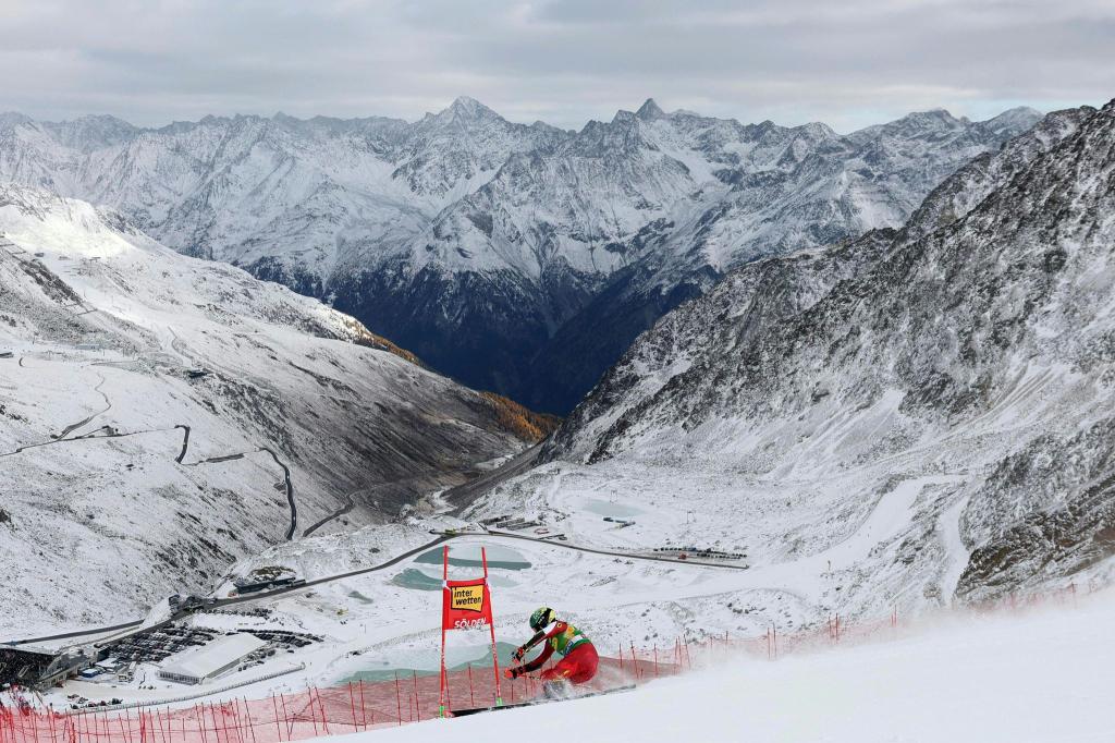 Die Österreicherin Julia Scheib feierte in Sölden ihren ersten Weltcup-Sieg. - Foto: Expa/Johann Groder/APA/dpa
