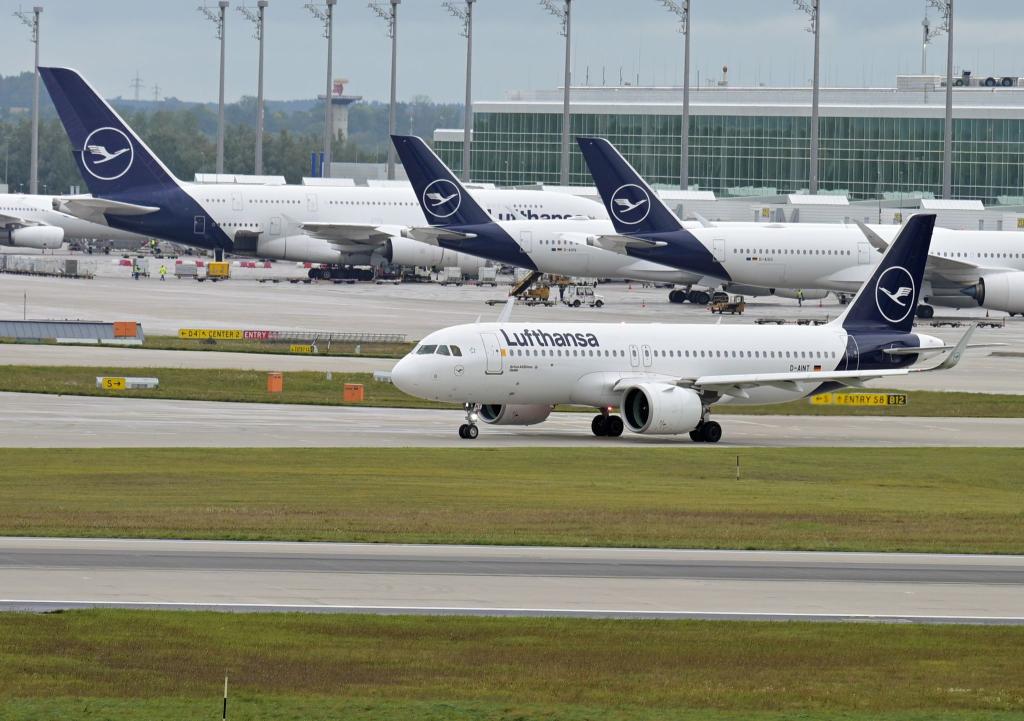 Flugzeug muss wegen «renitentem Passagier» Notlanden. (Archivbild) - Foto: Malin Wunderlich/dpa