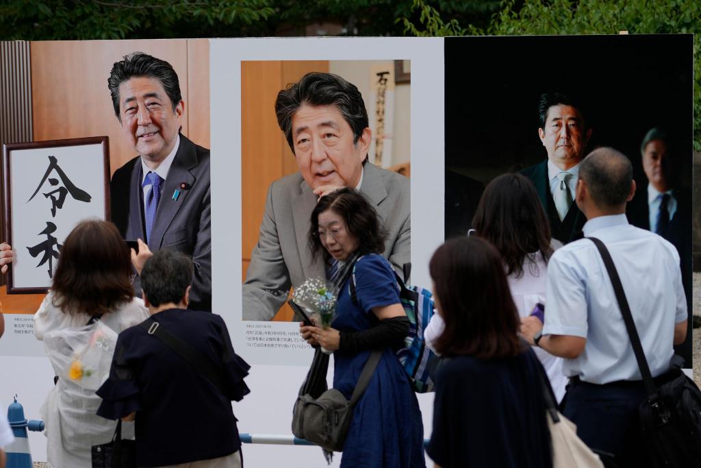 Der Auftakt zum Prozess gegen den Attentäter des japanischen Ex-Premiers Abe zieht großes Interesse auf sich. (Archivbild) - Foto: Shuji Kajiyama/AP/dpa