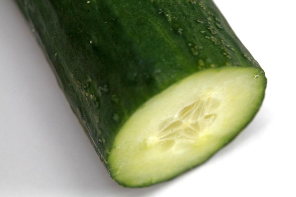 Der Vater der Frau nahm das Paket mit der Gurke an und bezahlte. (Symbolbild) - Foto: picture alliance / dpa