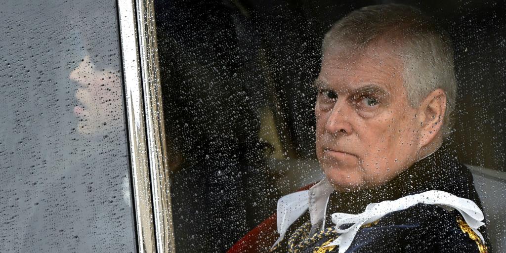 Andrew verliert auch die verbliebenen Titel und Ehren. (Archivbild) - Foto: Toby Melville/Pool Reuters/dpa