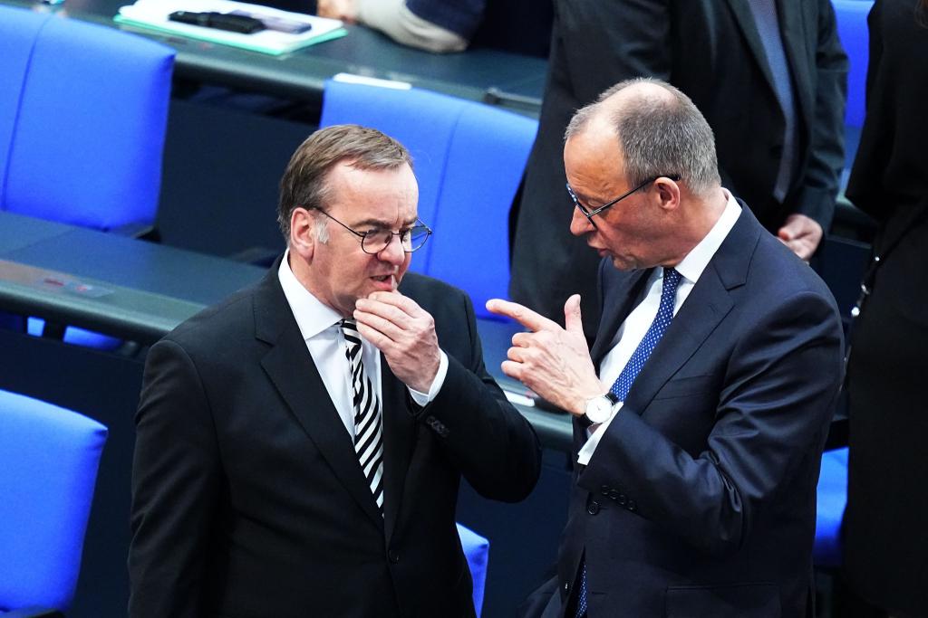 Merz und Pistorius: Zwei der wichtigsten Mitglieder des neuen Gremiums. (Archivbild) - Foto: Michael Kappeler/dpa