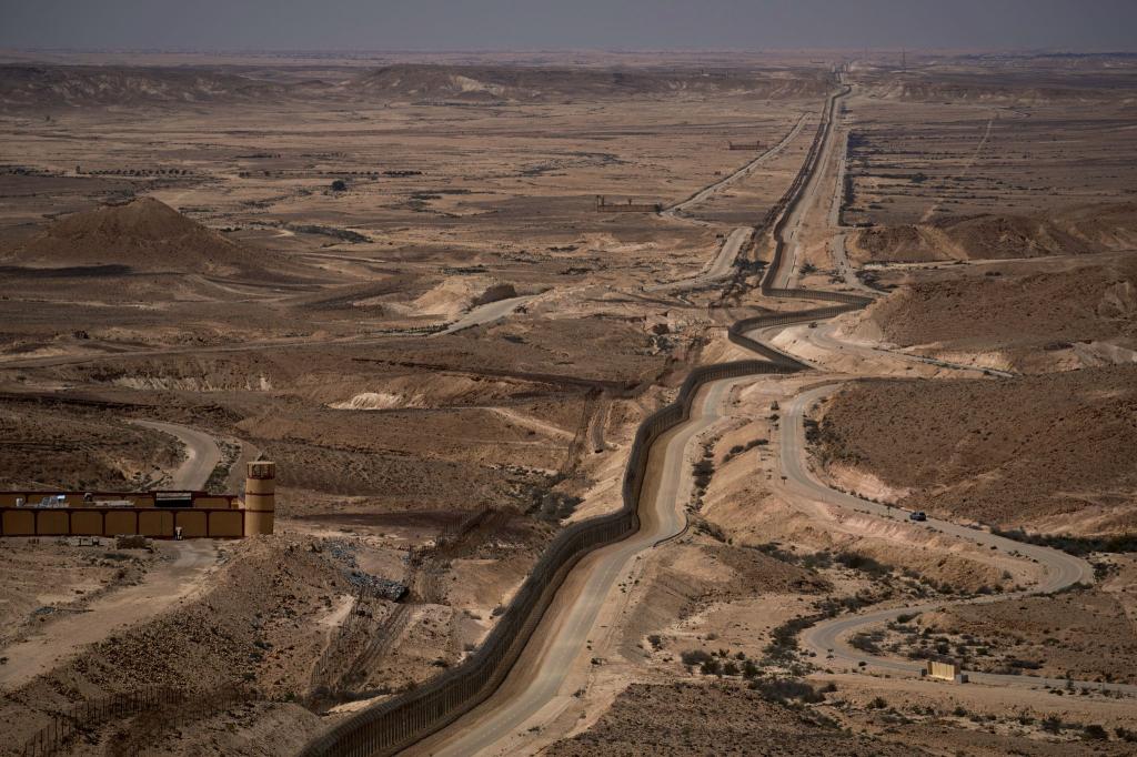 Grenzgebiet zwischen Israel und Ägypten. (Archivbild) - Foto: Leo Correa/AP/dpa