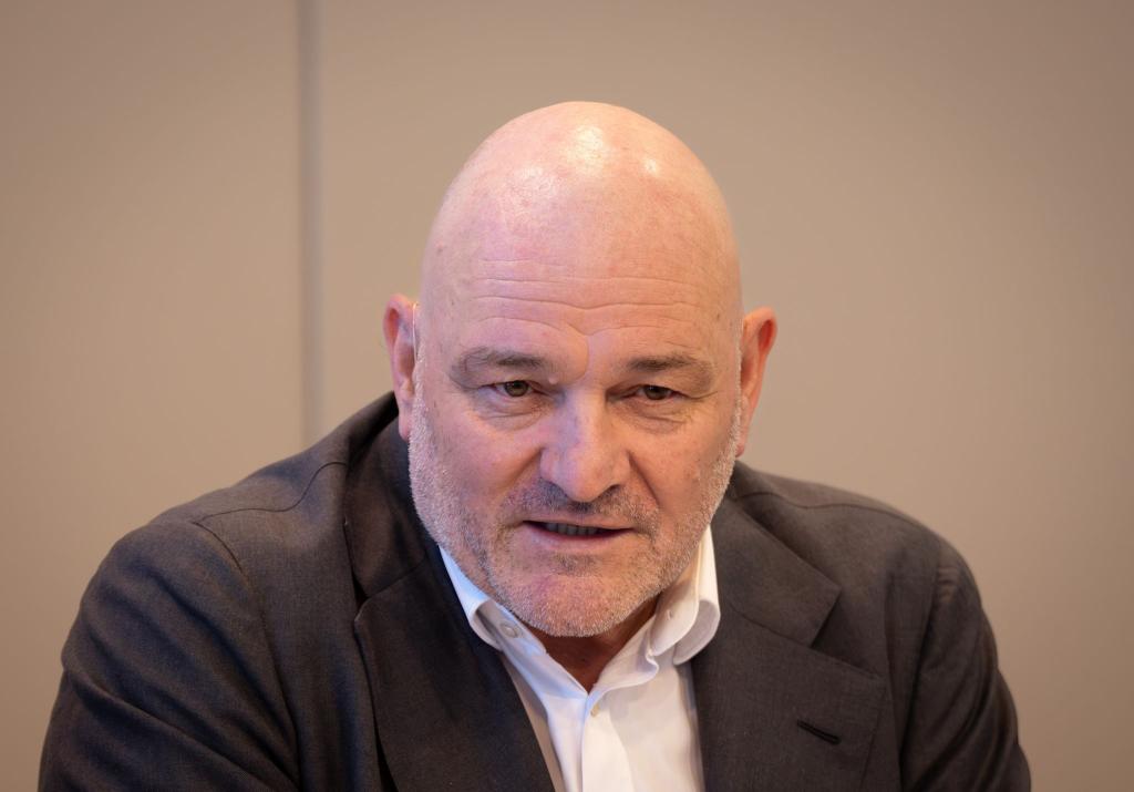 Der stellvertretende Brandenburger Ministerpräsident und Finanzminister Robert Crumbach (BSW) hofft auf eine Lösung im Streit um die Rundfunkreform. (Archivbild) - Foto: Soeren Stache/dpa