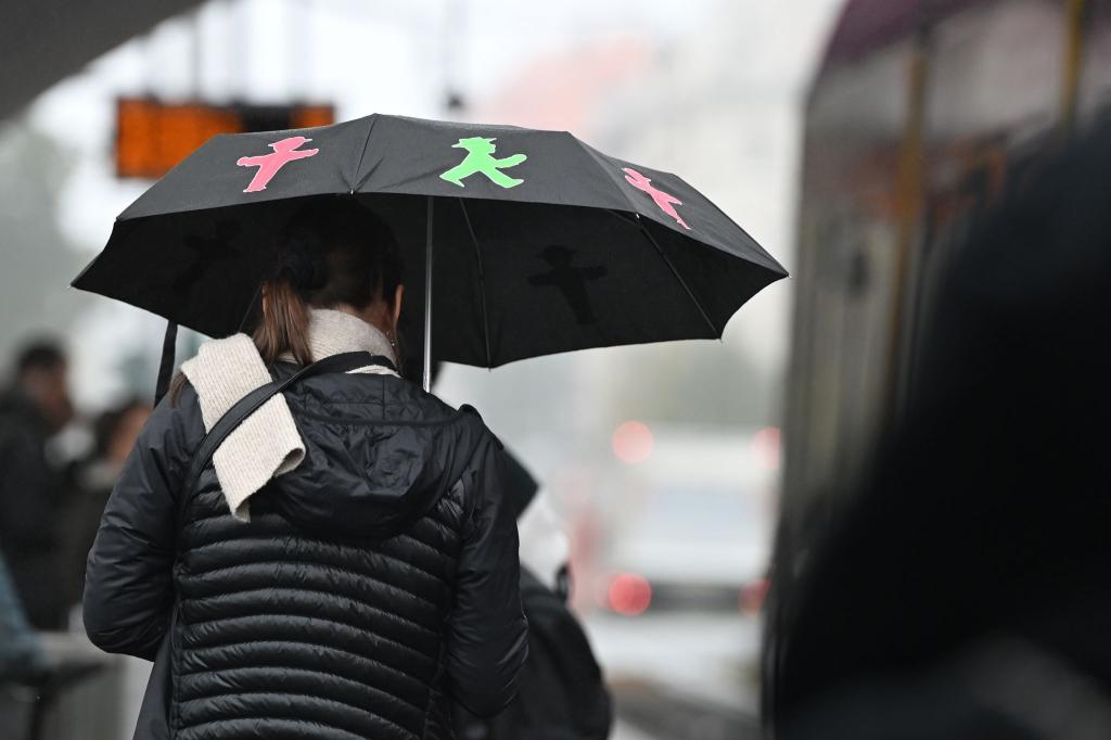 Berlin zog im laufenden Jahr bisher weniger Touristen an als im gleichen Zeitraum 2024. (Archivbild) - Foto: Lilli Förter/dpa