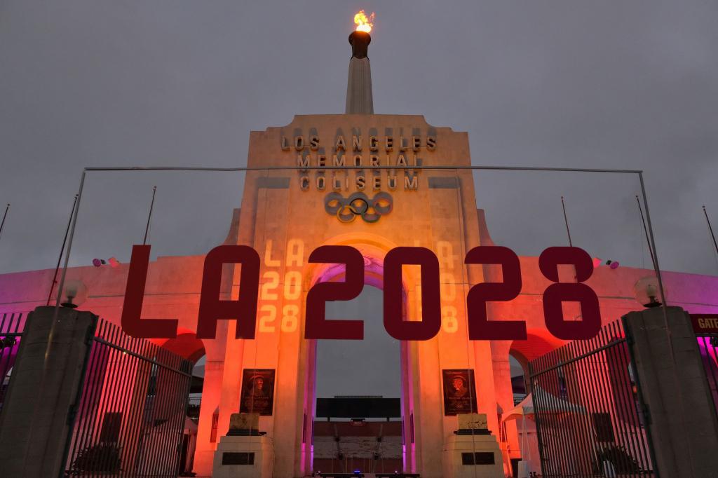 Schon am ersten Wettkampftag soll es im Los Angeles Memoral Coliseum bei den Frauen um Gold über 100 Meter gehen. (Archivfoto) - Foto: Richard Vogel/dpa