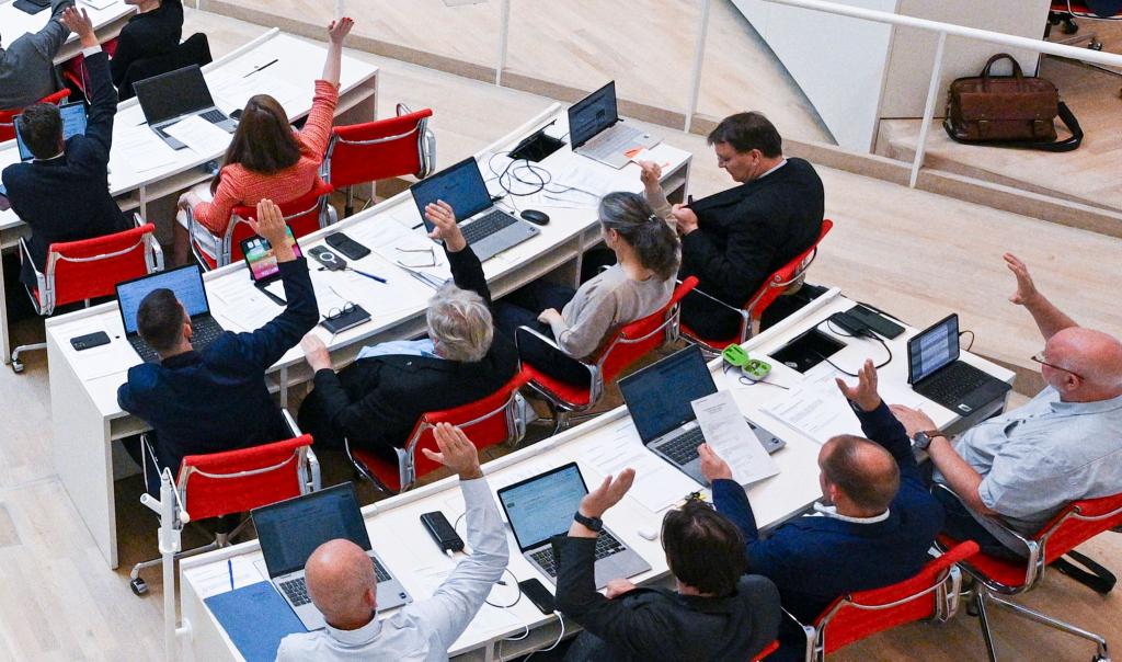 Die Koalition von SPD und BSW in Brandenburg ist in einer Krise - in der BSW-Fraktion rumort es. (Archivbild) - Foto: Jens Kalaene/dpa