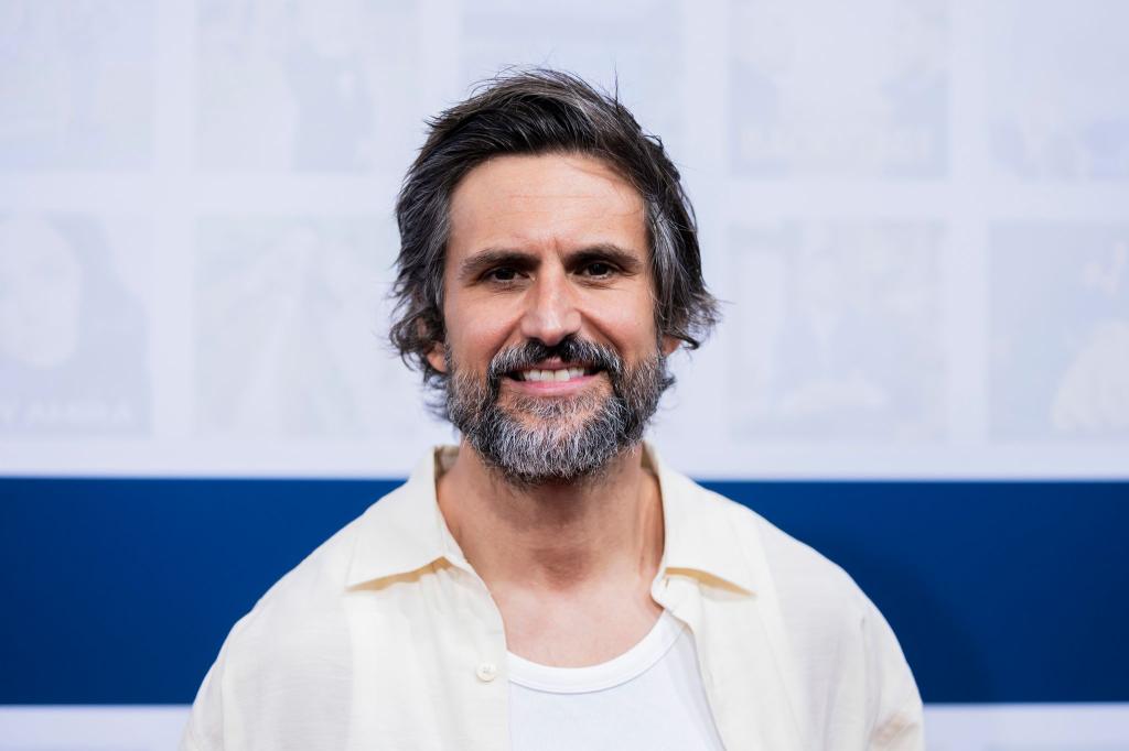 Schauspieler Tom Beck sucht nach seinem gestohlenen Fahrrad. (Archivbild) - Foto: Christoph Soeder/dpa