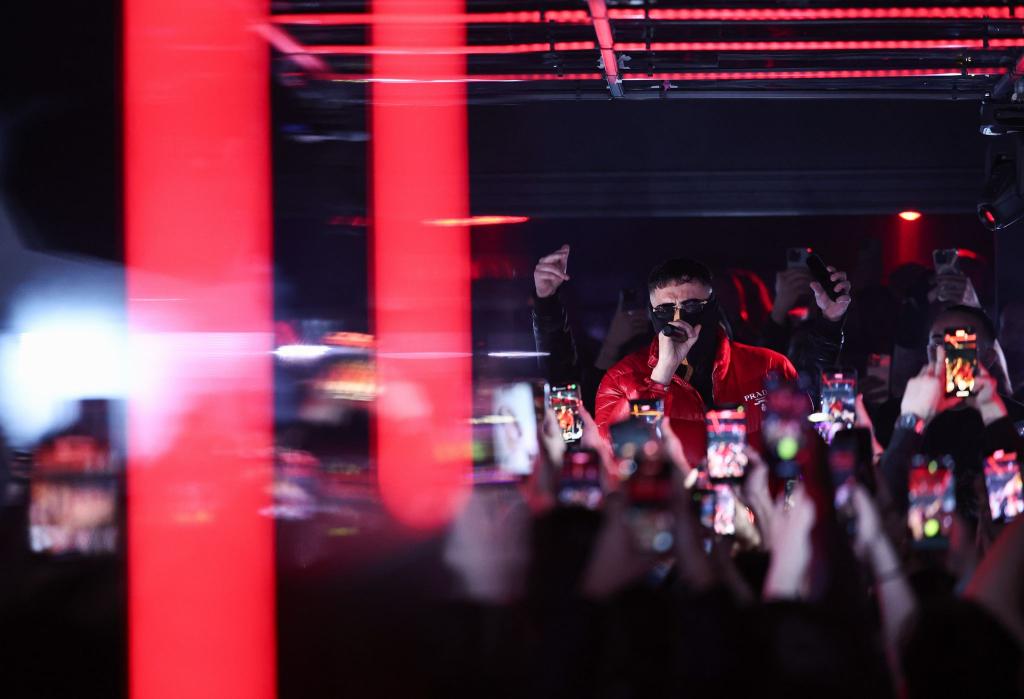 Haftbefehl steht nach Erscheinen seiner Netflix-Doku wieder auf der Bühne. - Foto: Hannes P. Albert/dpa