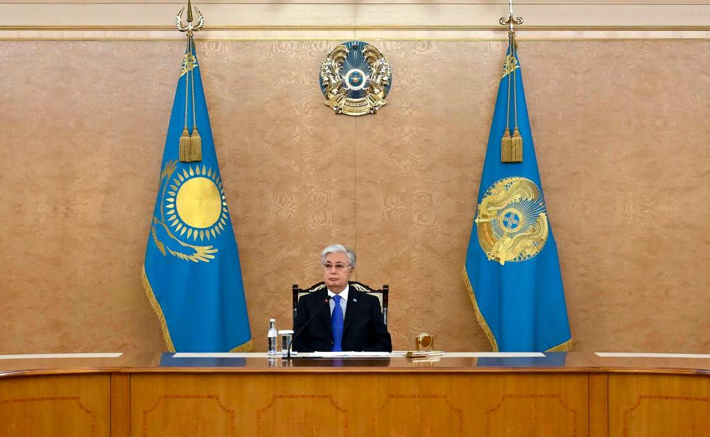 Auch Präsident Tokajew reagierte auf den Brand mit vielen Toten. (Archivbild) - Foto: Uncredited/Kazakhstan's Presidential Press/AP/dpa