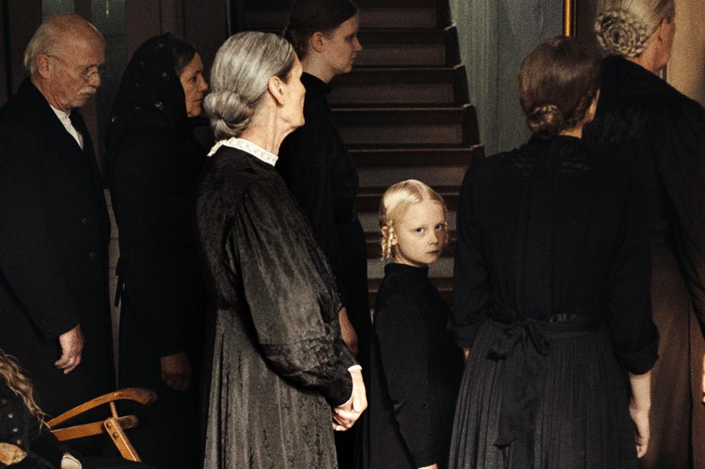 Gleich dreifach nominiert: «In die Sonne schauen». (Handoutbild) - Foto: Hanna Heckt/Studio Zentral/dpa