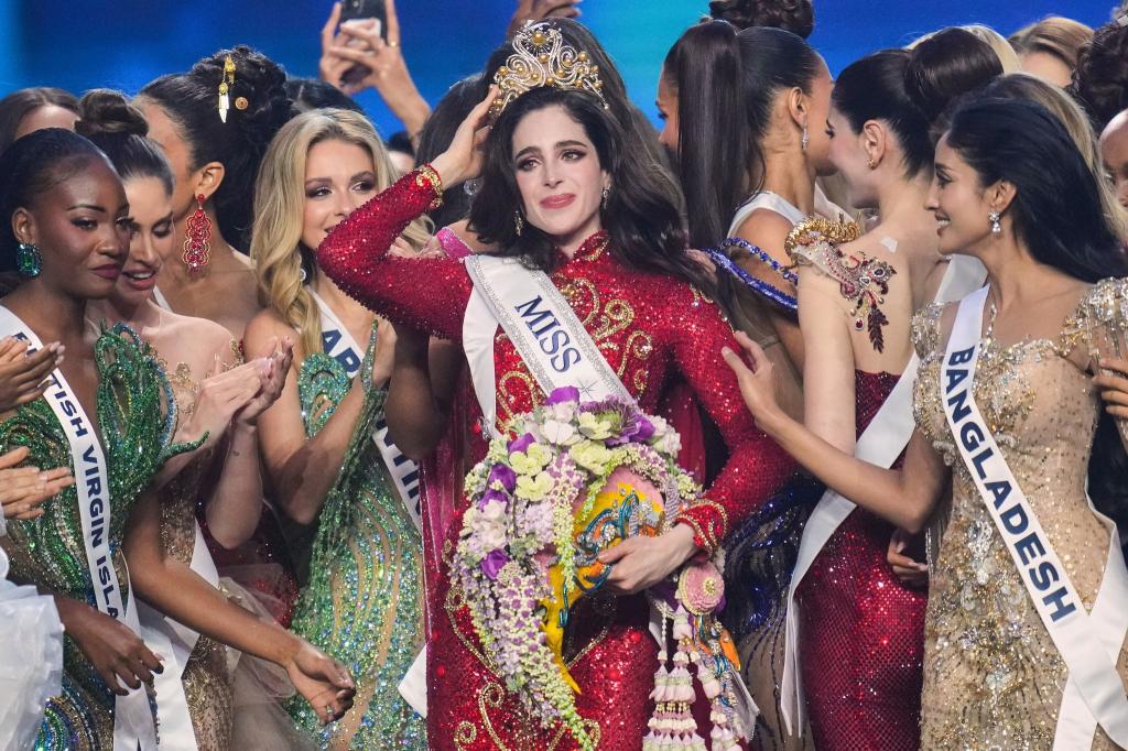 Fatima Bosch ist nach einem von Eklats geprägten Wettbewerb die neue Miss Universe. - Foto: Sakchai Lalit/AP/dpa