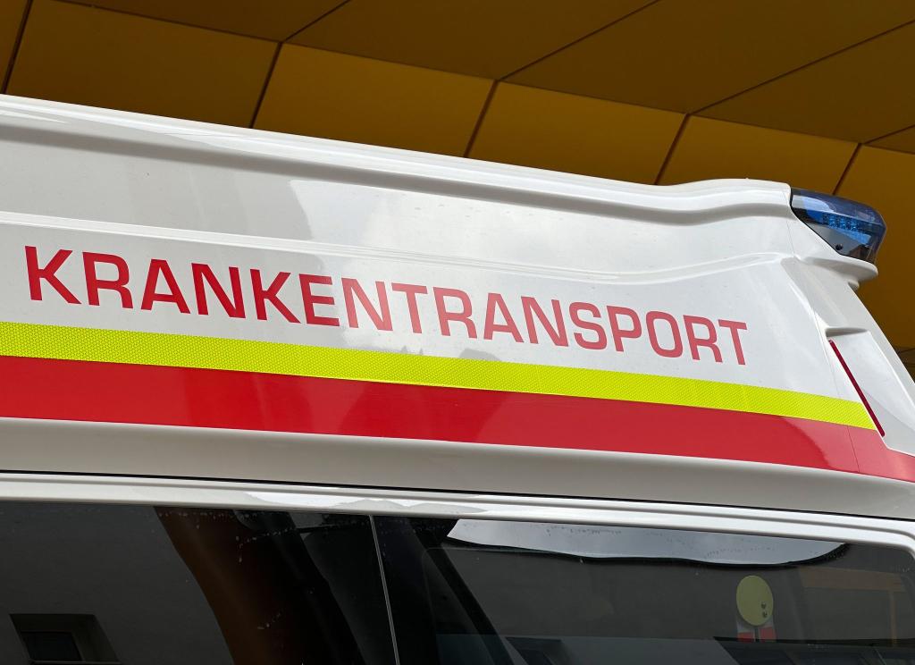 In einem winzigen Spalt war ein junger Deutscher im österreichischen Wintersportort Sölden stundenlang eingeklemmt. - Foto: Matthias Röder/dpa