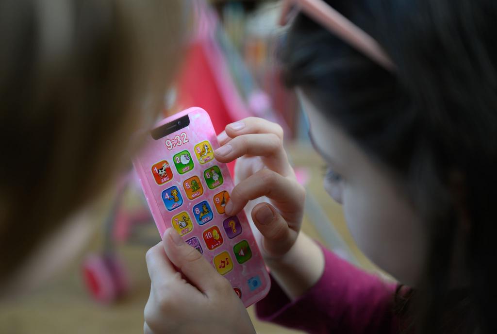 Für Kinderspielzeug in der EU gelten in einigen Jahren strengere Vorgaben. (Symbolbild) - Foto: Hendrik Schmidt/dpa