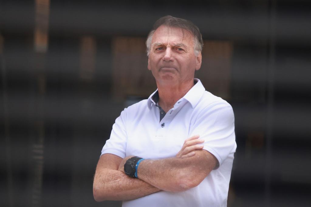 Die Rechtsmittel von Ex-Präsident Bolsonaro gegen seine lange Freiheitsstrafe sind ausgeschöpft. - Foto: Luis Nova/AP/dpa