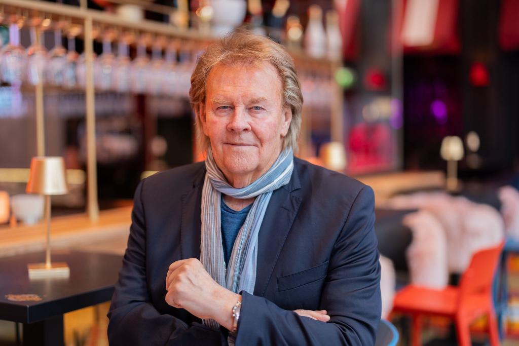 Howard Carpendale hat die Autobiografie «Unerwartet» veröffentlicht. (Archivbild) - Foto: Rolf Vennenbernd/dpa