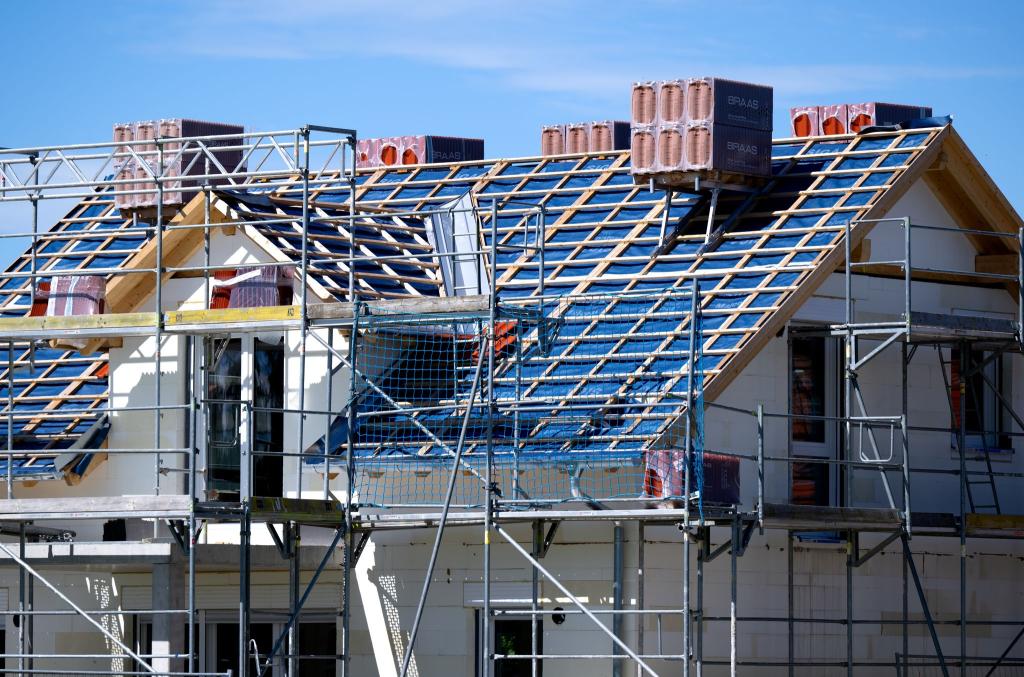 Künftig kommen wieder mehr Häuser für staatliche Förderung infrage. (Archivbild) - Foto: Sven Hoppe/dpa