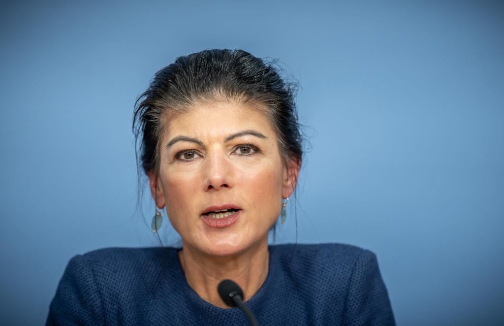 BSW-Gründerin Sahra Wagenknecht will vor das Bundesverfassungsgericht ziehen. (Archivbild) - Foto: Michael Kappeler/dpa