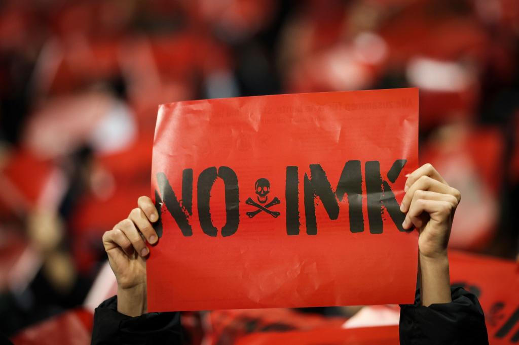 In vielen Stadien hatte es zuletzt Proteste gegen die Pläne der Innenministerkonferenz gegeben. (Archivbild) - Foto: Christian Charisius/dpa