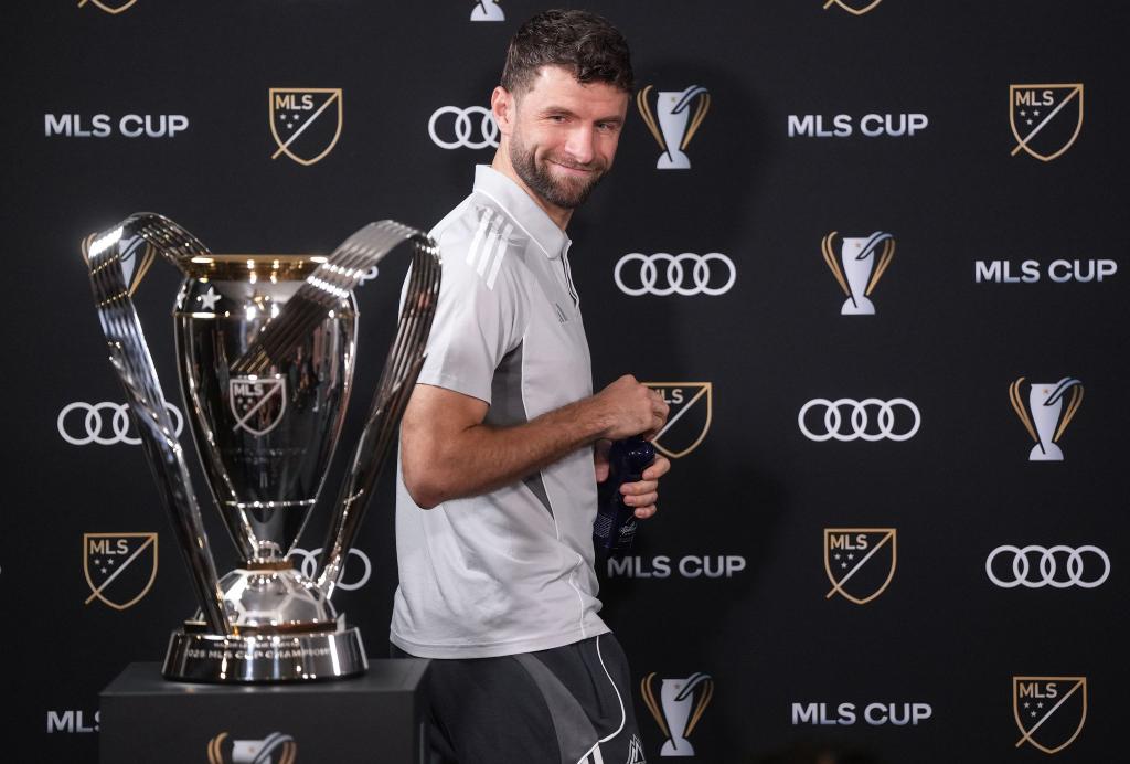 Thomas Müller hat den MLS-Cup im Blick. - Foto: Darryl Dyck/The Canadian Press/AP/dpa