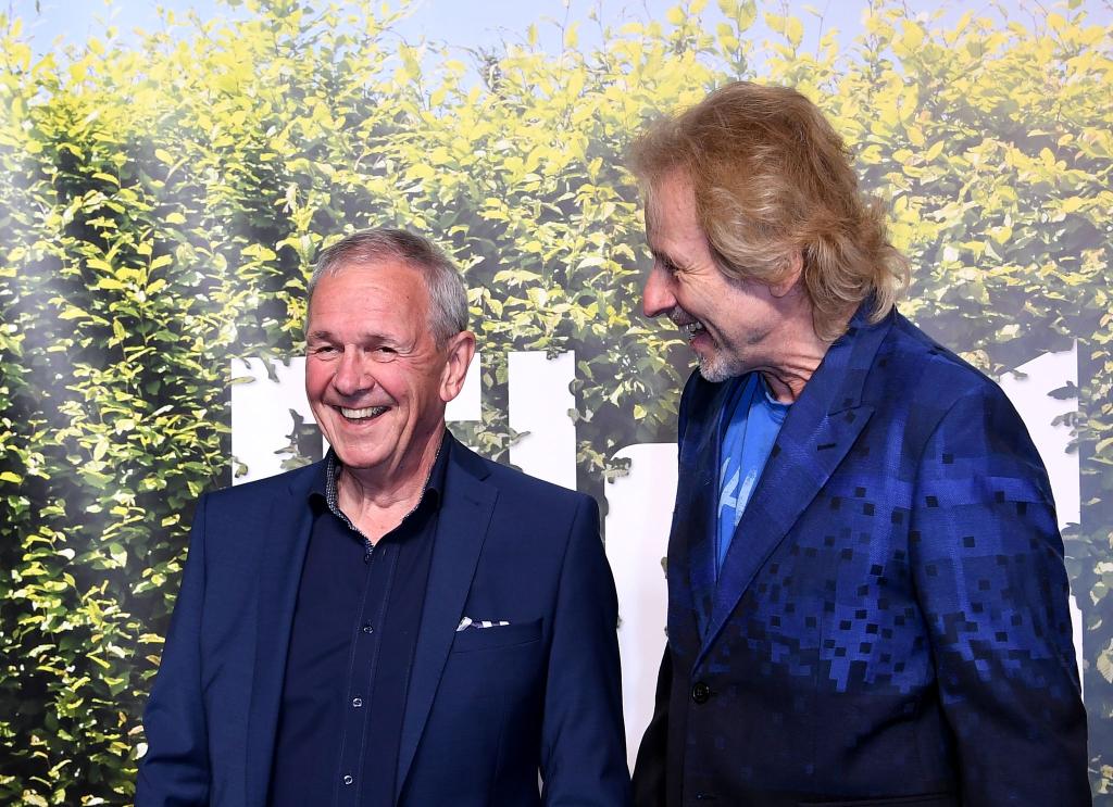 Die beiden Moderatoren Fritz Egner und Thomas Gottschalk verbindet eine lange Freundschaft. (Archivbild) - Foto: Britta Pedersen/dpa-Zentralbild/dpa
