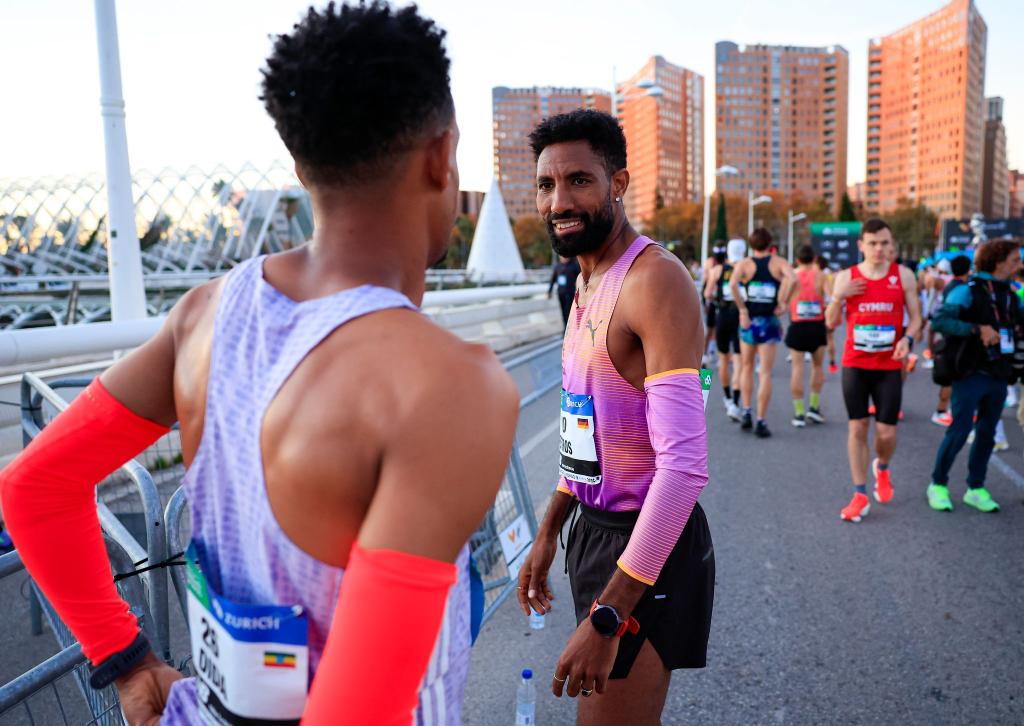 Amanal Petros sorgte in Valencia für den nächsten Coup. - Foto: David Gonzalez/dpa