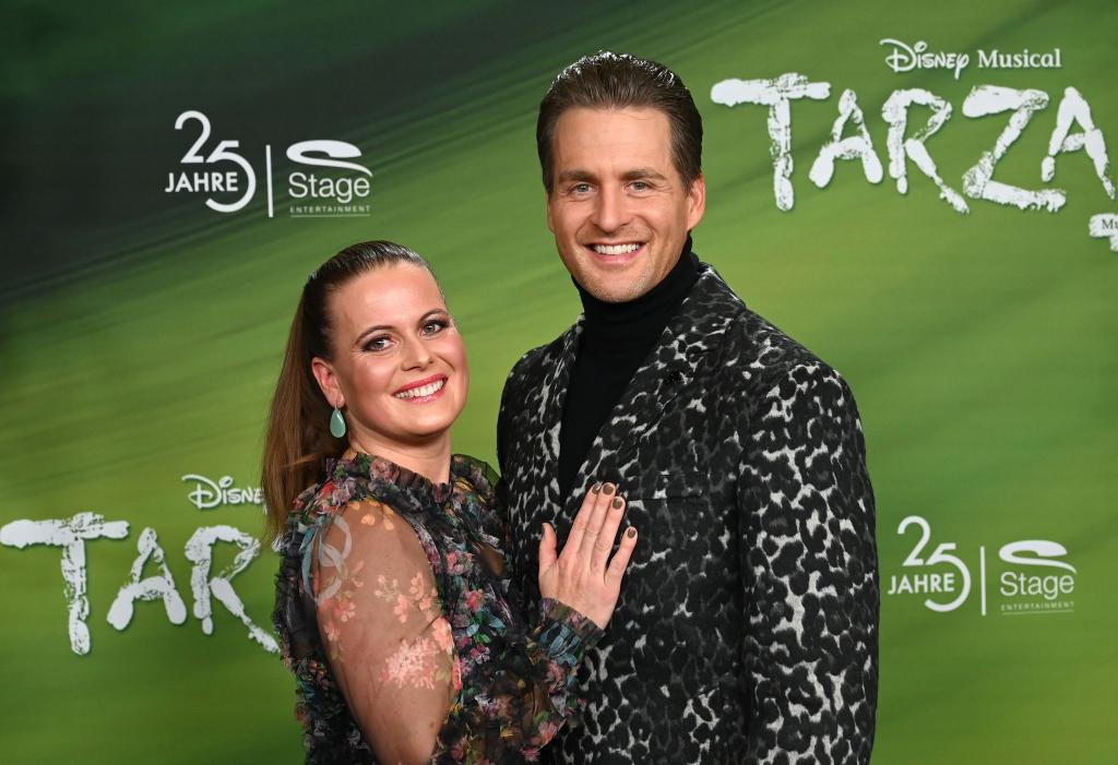 Alexander Klaws und seine Ehefrau Nadja Scheiwiller haben sich 2010 beim Musical «Tarzan» kennengelernt. (Archivfoto) - Foto: Daniel Bockwoldt/dpa