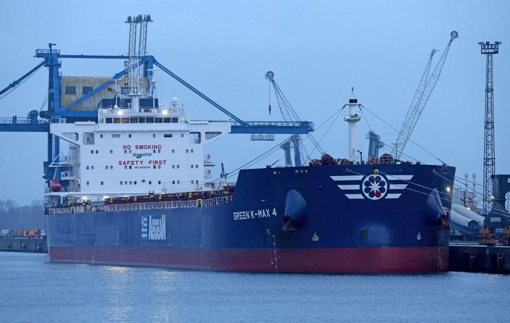 Der Wirtschaft droht laut Ifo eine lange Wachstumsschwäche. (Archivbild) - Foto: Bernd Wüstneck/dpa