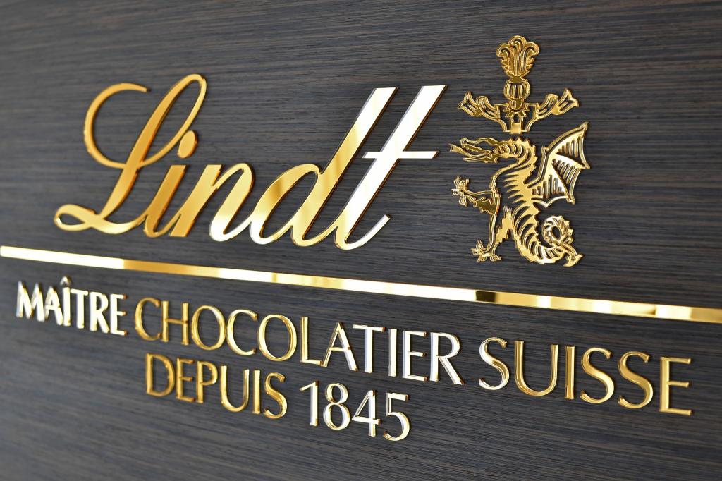 Schokolade von Lindt ist bei Verbrauchern in Deutschland beliebt. - Foto: Walter Bieri/Keystone/dpa