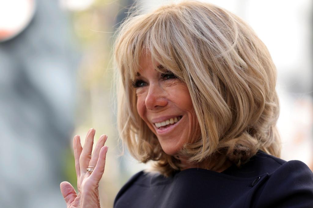 Brigitte Macron entschuldigt sich nach harten Worten gegen Feministinnen. (Archivbild) - Foto: Teresa Suarez/EPA POOL via AP/dpa