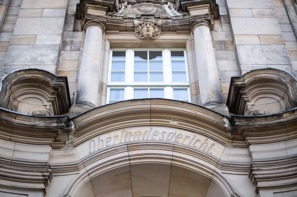  Edelstahlunternehmen muss Millionenstrafe zahlen (Foto-Archiv). - Foto: Marius Becker/dpa