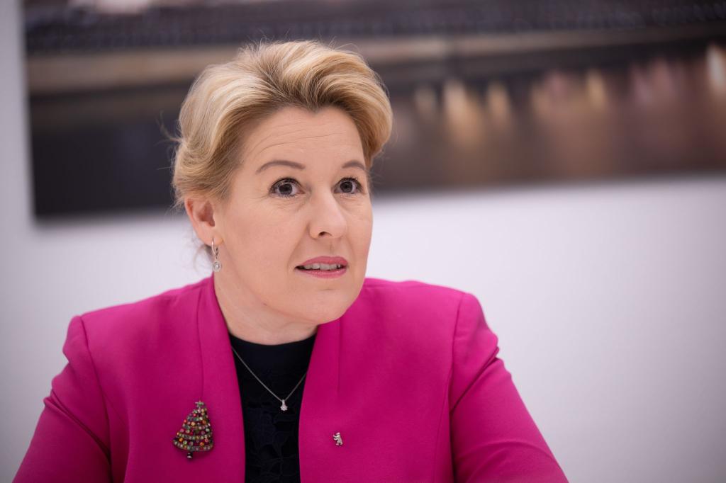 Berlins Wirtschaftssenatorin Franziska Giffey: «Werden nicht trotz, sondern wegen Klimaschutz wirtschaftlich erfolgreich sein.» - Foto: Sebastian Christoph Gollnow/dpa