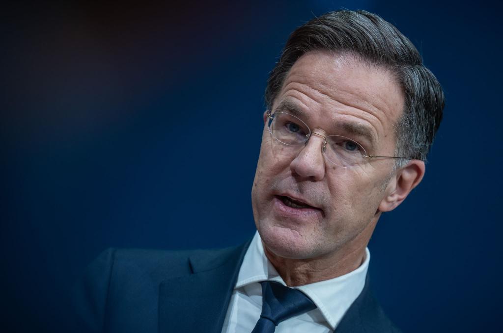 Nato-Generalsekretär Mark Rutte sieht die Ukraine langfristig als Teil des Schutzwalls gegen Russland, auch wenn sie vorerst kein Bündnismitglied werden kann. (Archivbild) - Foto: Michael Kappeler/dpa