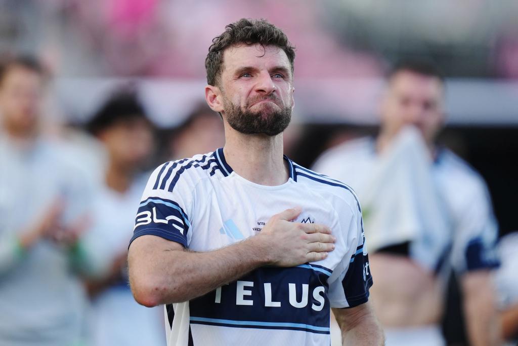 Thomas Müller blickt skeptisch auf eine mögliche WM-Teilnahme von Lionel Messi mit Argentinien. (Archivbild) - Foto: Darryl Dyck/The Canadian Press/dpa
