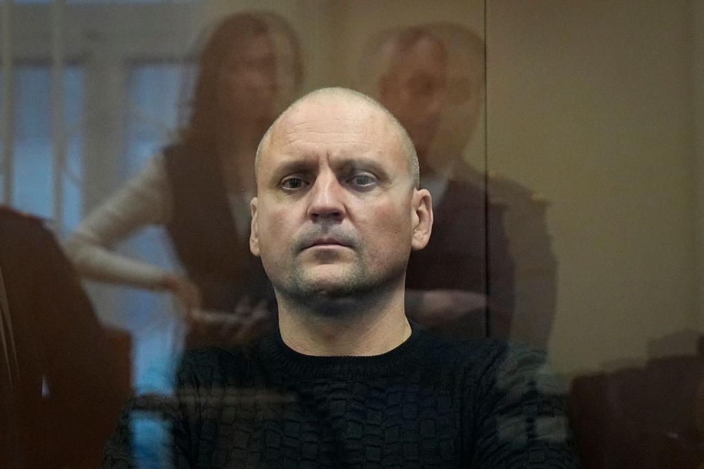 Udalzow nannte die Strafe eine «schändliche Entscheidung». (Archivbild) - Foto: Alexander Zemlianichenko/AP/dpa